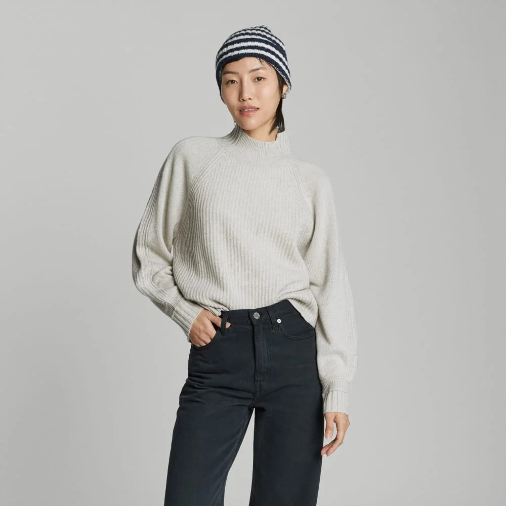 The Cashmere Beanie | Bright Navy / Bone (3)