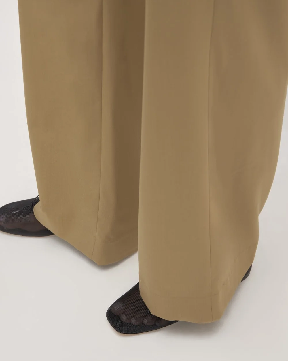 The Italian Wool Way-High® Drape Pant | Camel (4)