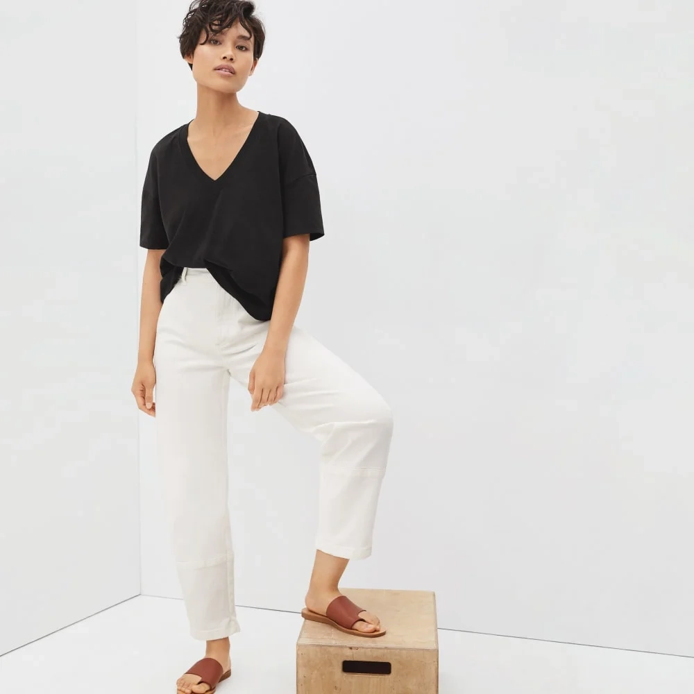 The Organic Cotton Slouchy V-Neck | Black (3)