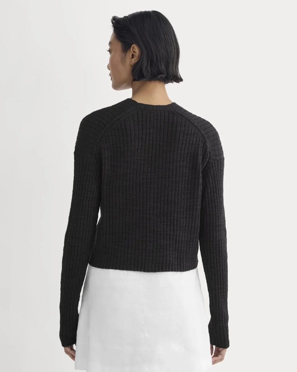 The Ribbed Cardigan in Cotton Linen | Black (6)
