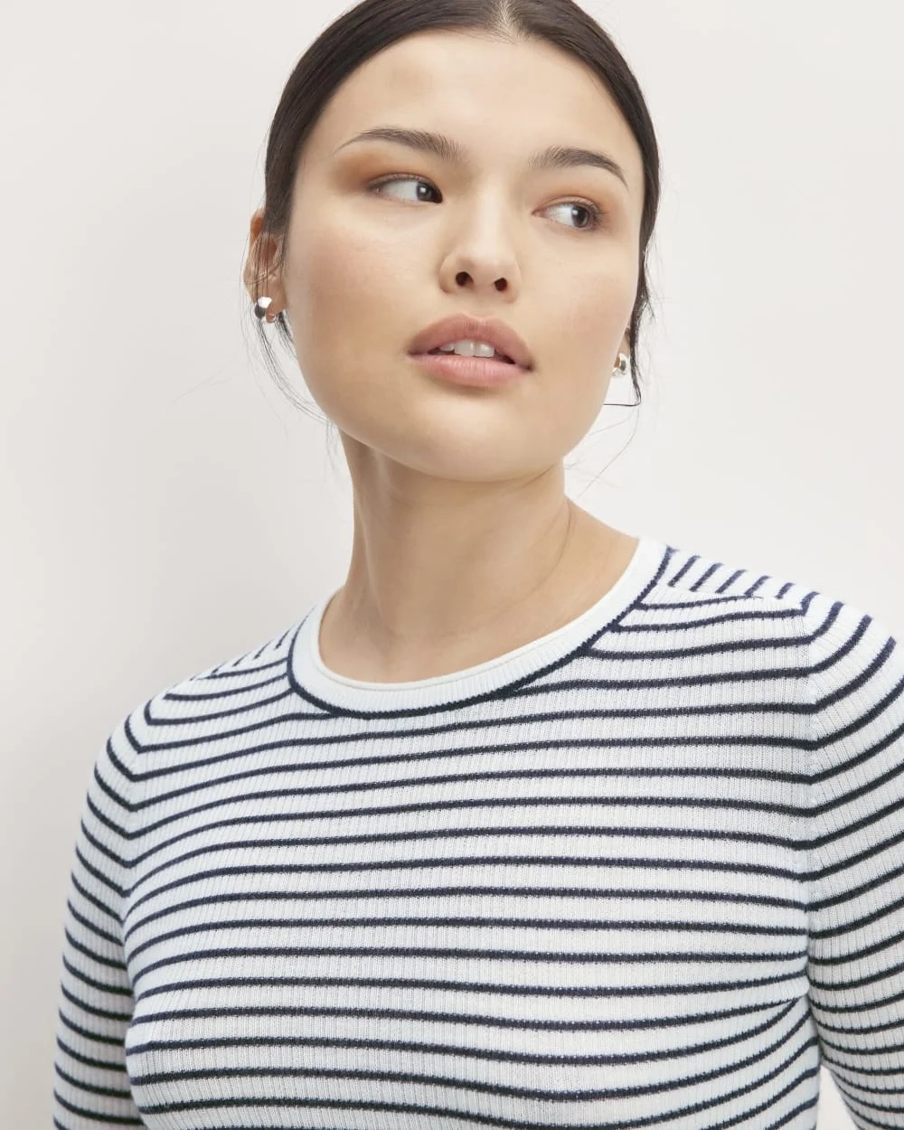 The Long-Sleeve Sweater Tee in Ultrasoft Merino | Bone/Navy (4)