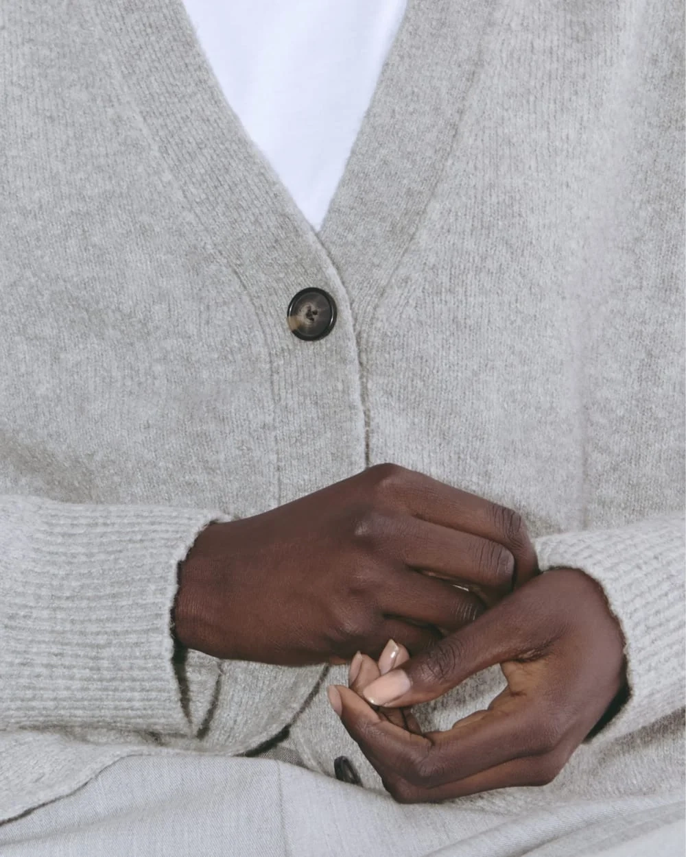 The Cocoon Cardigan in Plush Cotton | Heathered Grey (4)
