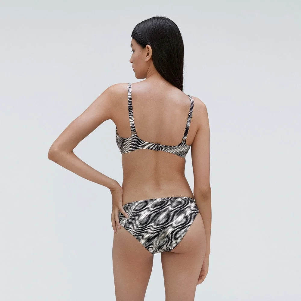 The Bikini Bottom |  Black / Canvas (4)