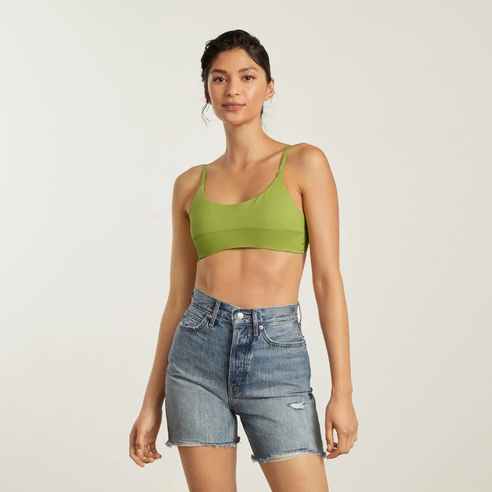 The Scoop-Neck Bikini Top | Pepper (6)