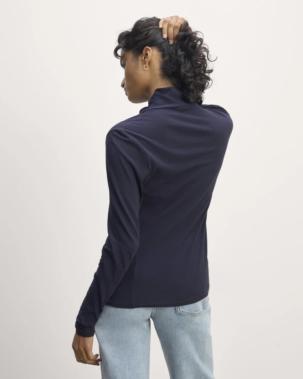 The Air Turtleneck | Navy (4)