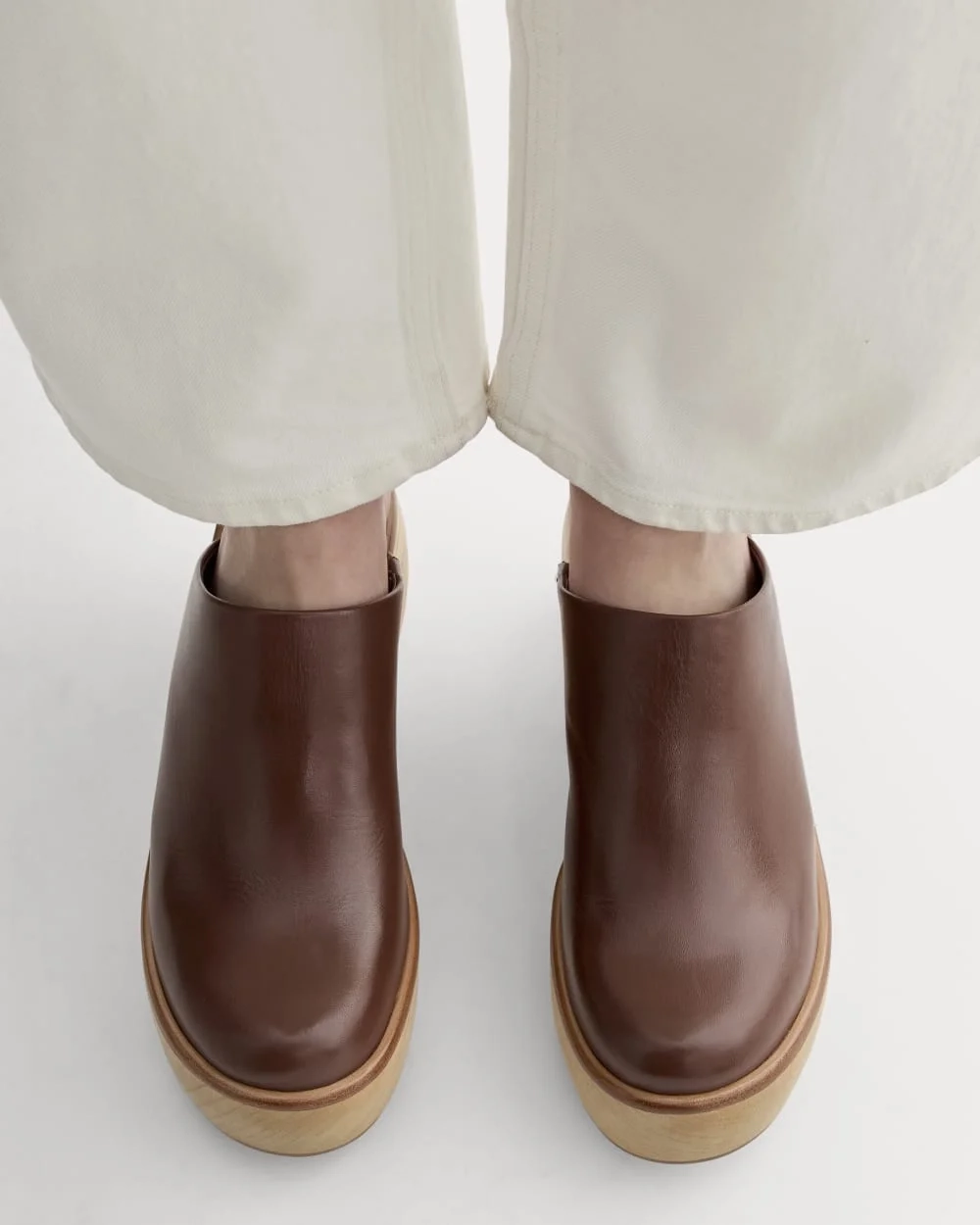 The Wooden Puffa Clog | Rum (5)