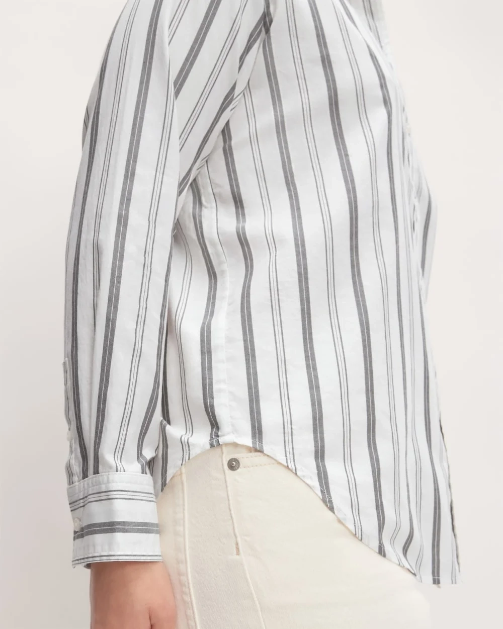 The Must-Have Shirt in Silky Cotton | Bone / Black (3)