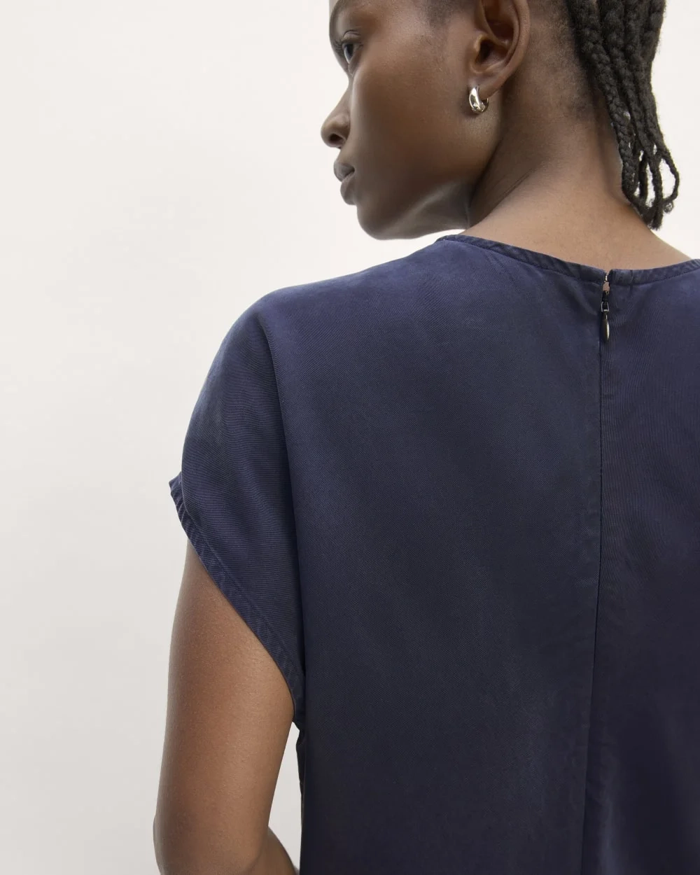 The Drape Top in Butterlite | Navy (4)