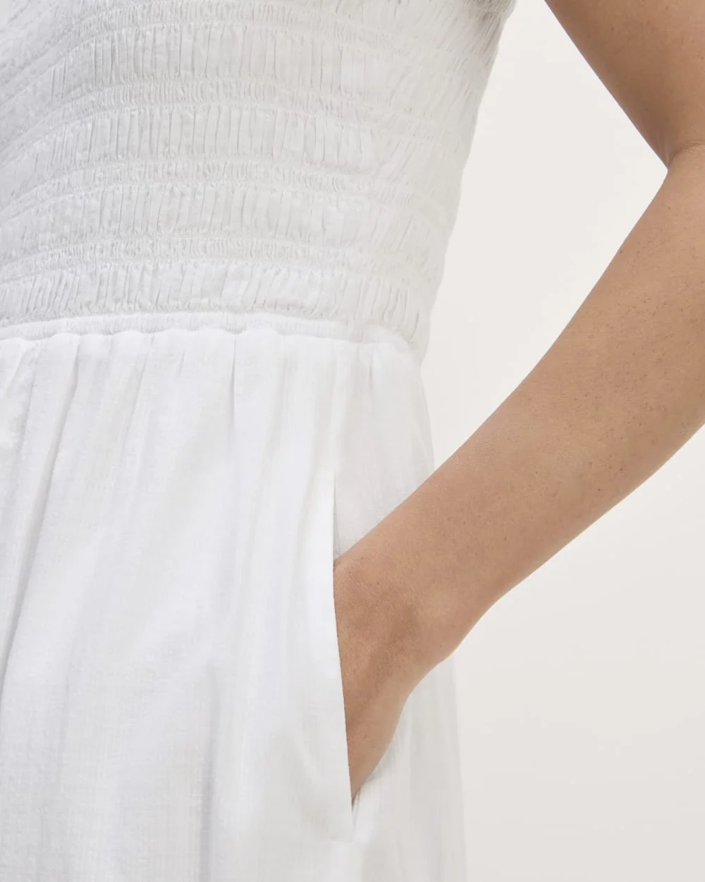 The Gauze Off-the-Shoulder Dress | White (4)