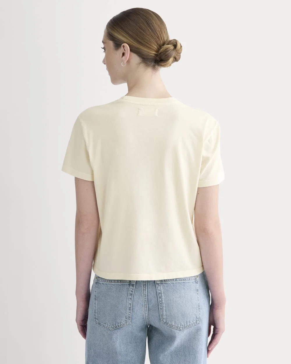 Everlane x The Laufey Foundation Box-Cut Tee | Bone (4)