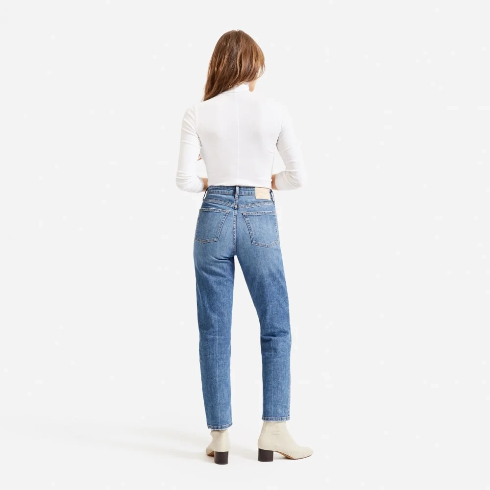 The Super-Straight Jean | Medium Blue Wash | Regular (6)