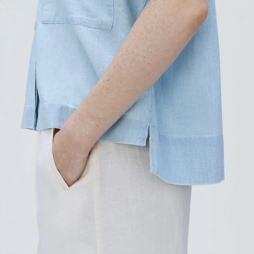 The Short-Sleeve Box Shirt | Icy Blue (3)