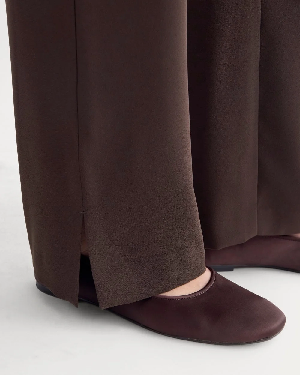 Drapey Crepe Pant | Dark Chocolate (4)