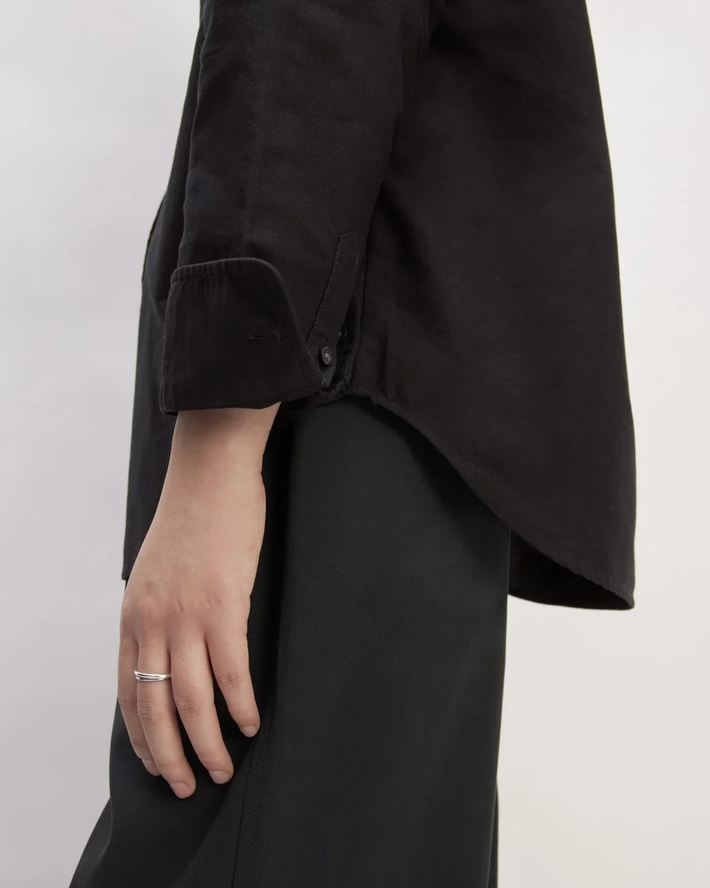 The Must-Have Oxford Shirt | Black (2)