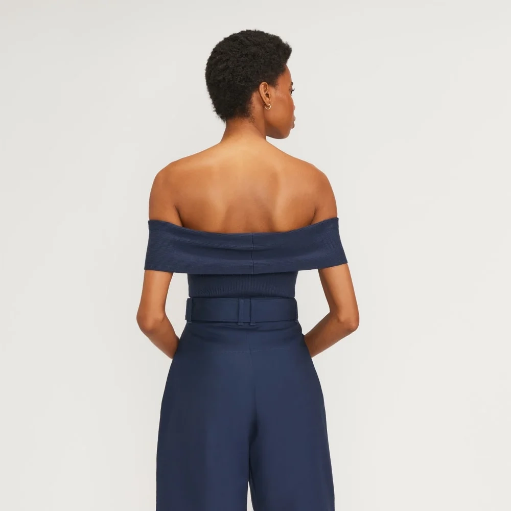 The Ribbed Cotton Off-The-Shoulder Top | Navy (4)