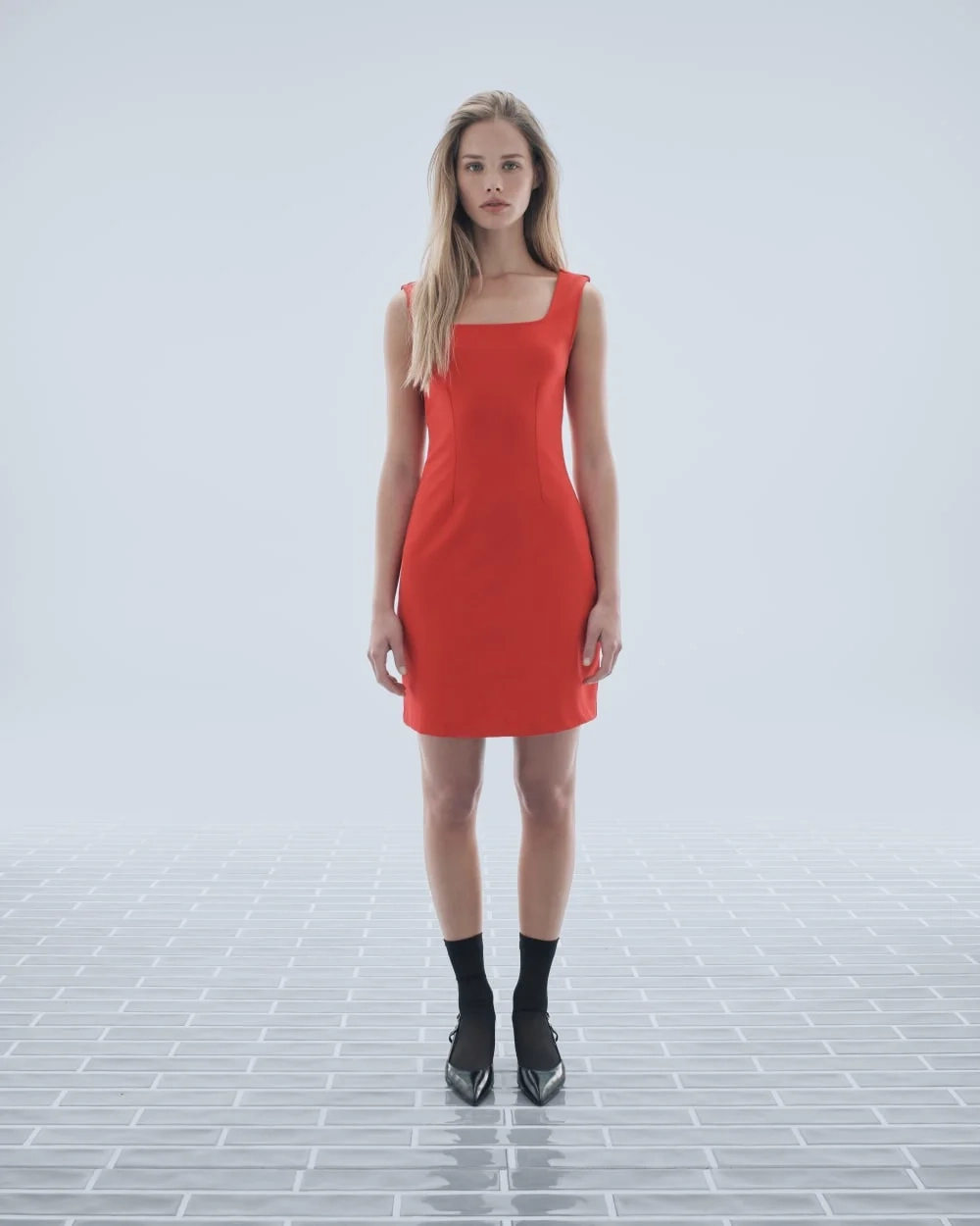 The Dream Square-Neck Dress | Classic Red (3)