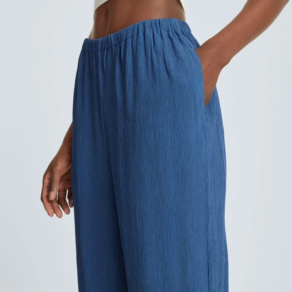 The Naia™ Ripple Pant | Deep Blue (4)