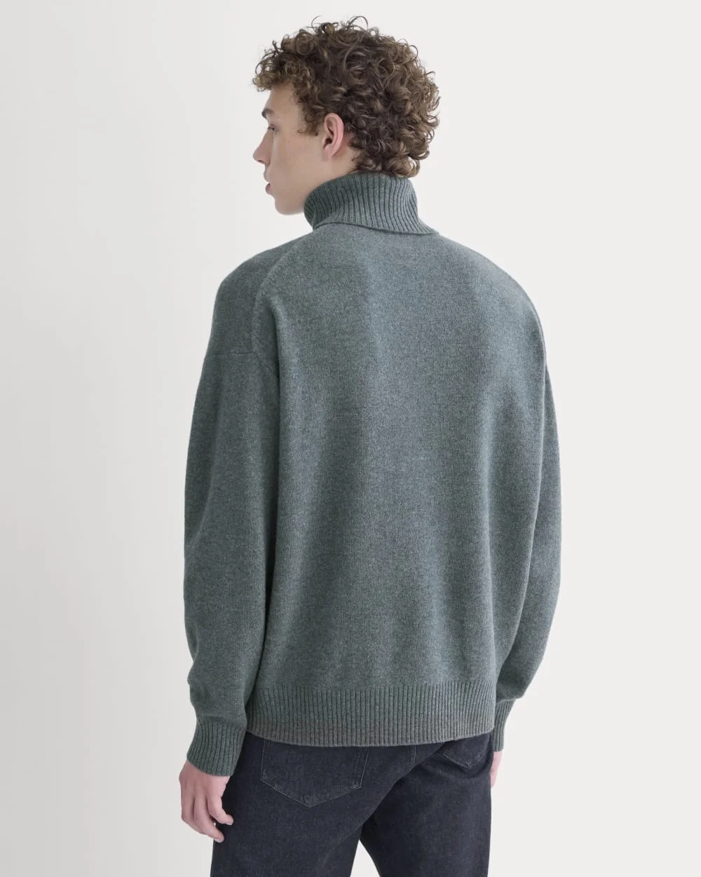Luxe Merino Relaxed Turtleneck | Heather Midnight Navy (4)