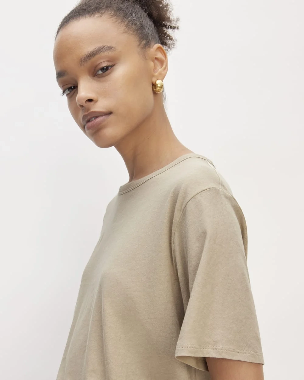 The Air Tee | Trench Coat Khaki (3)