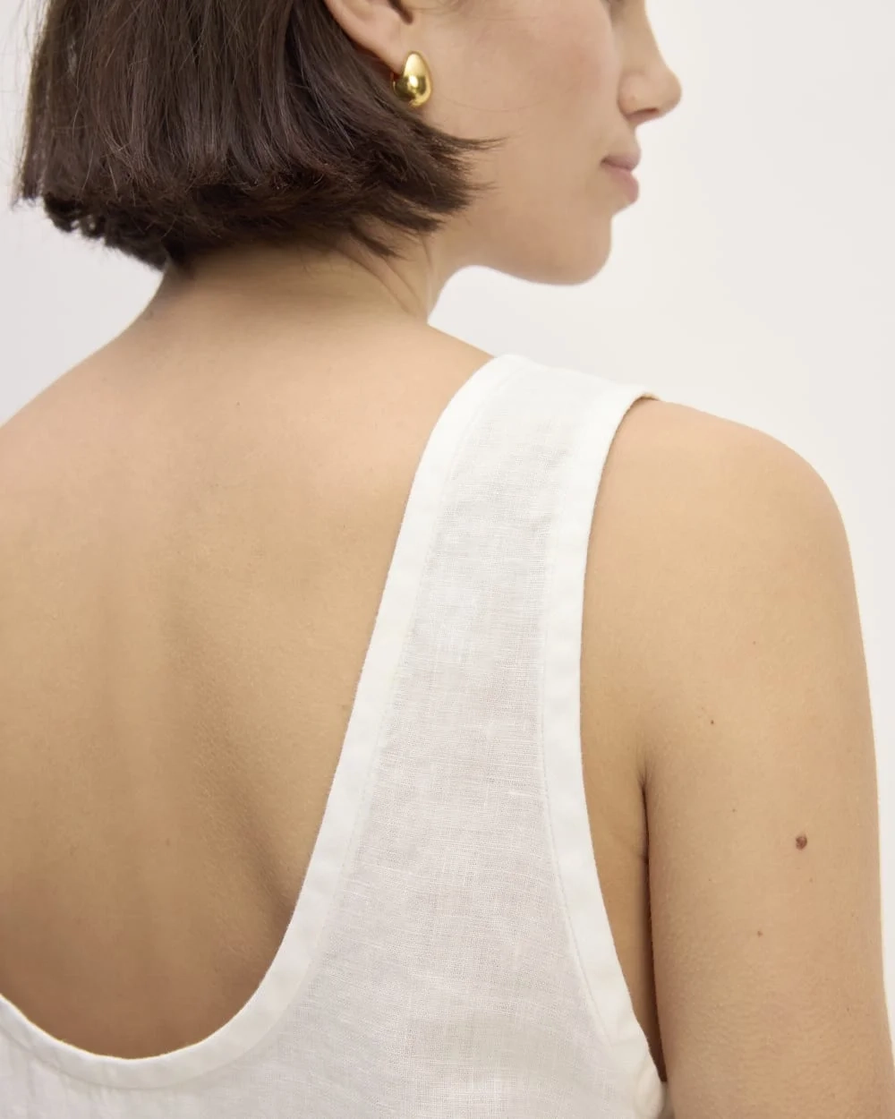 The Scoop Tank in Linen | White (5)