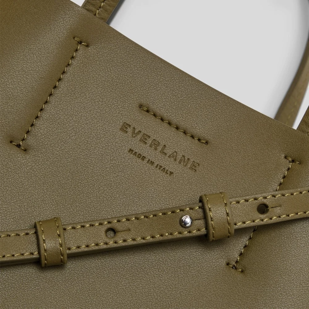 The Luxe Italian Leather Crossbody | Beech (4)