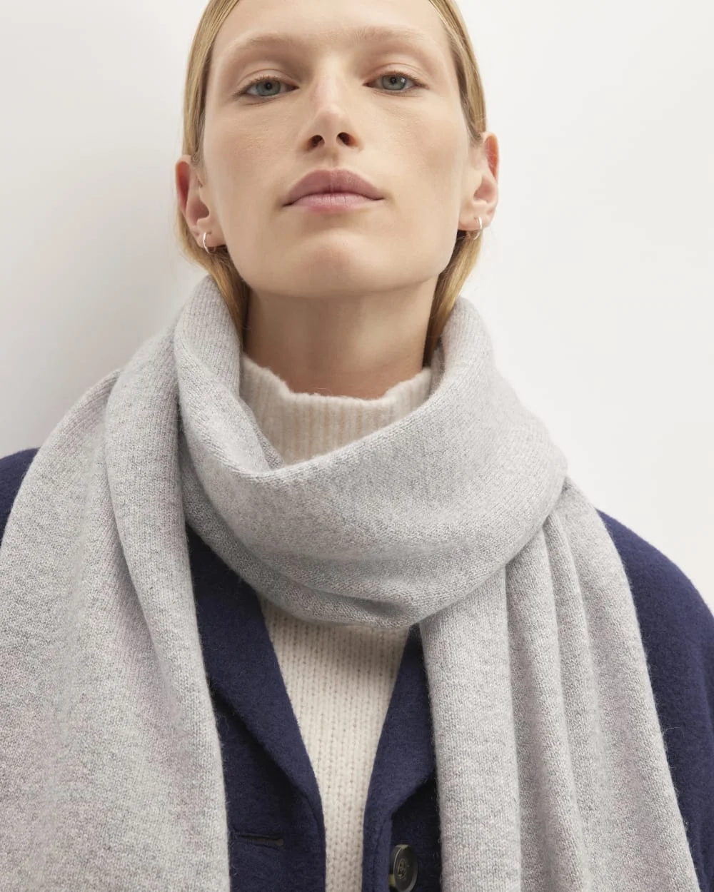 The ReCashmere Scarf |  Heathered Grey (3)