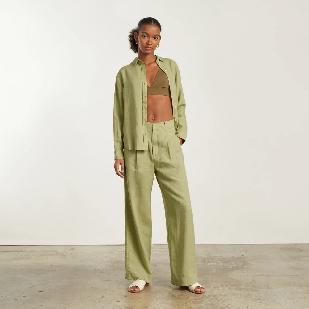 The Must-Have Shirt in Linen | Leek (4)
