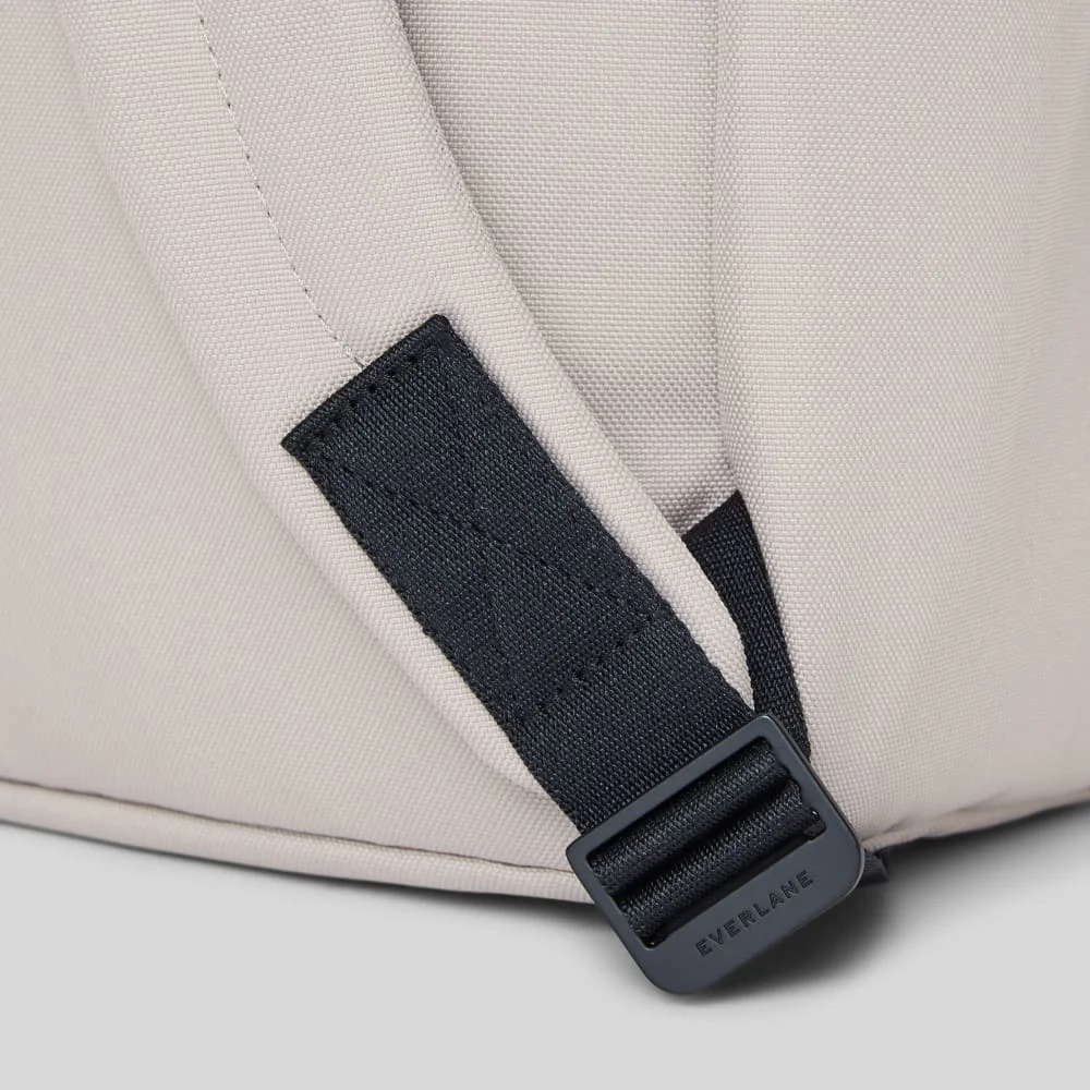 The ReNew Transit Backpack | Warm Quartz (with label) (4)