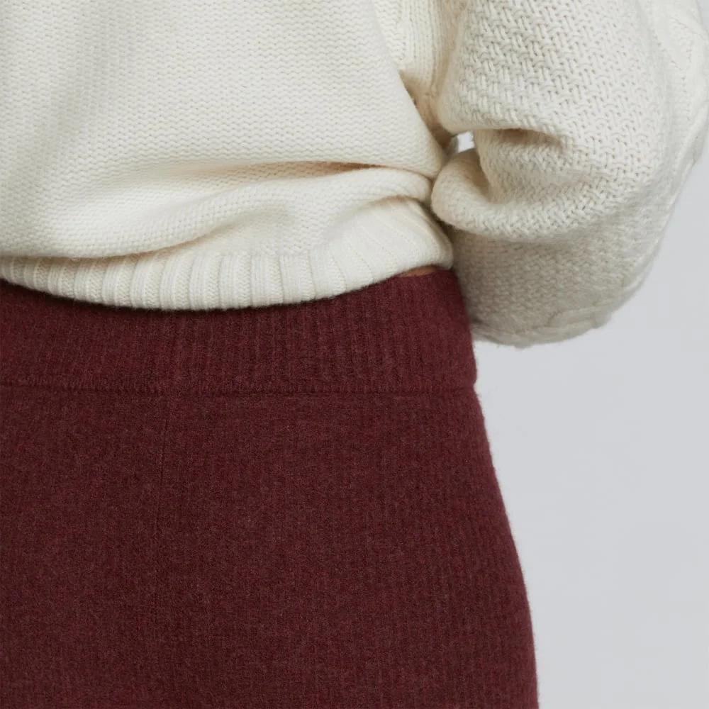 The Cozy-Stretch Short | Brandy (3)