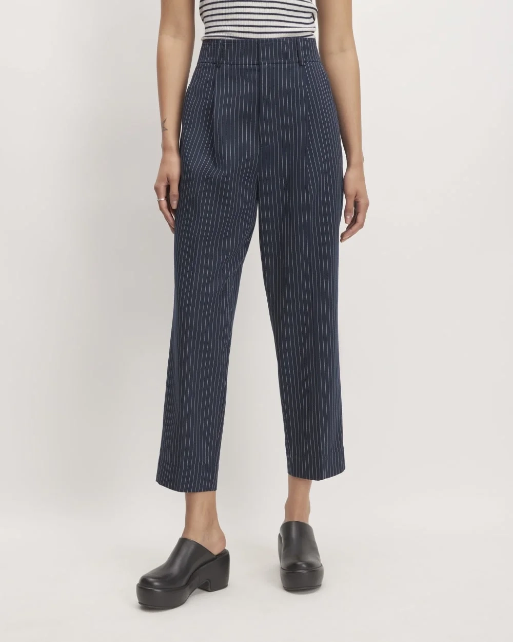 The Draper Tapered Pant in Buttersmooth | Navy / Bone (4)