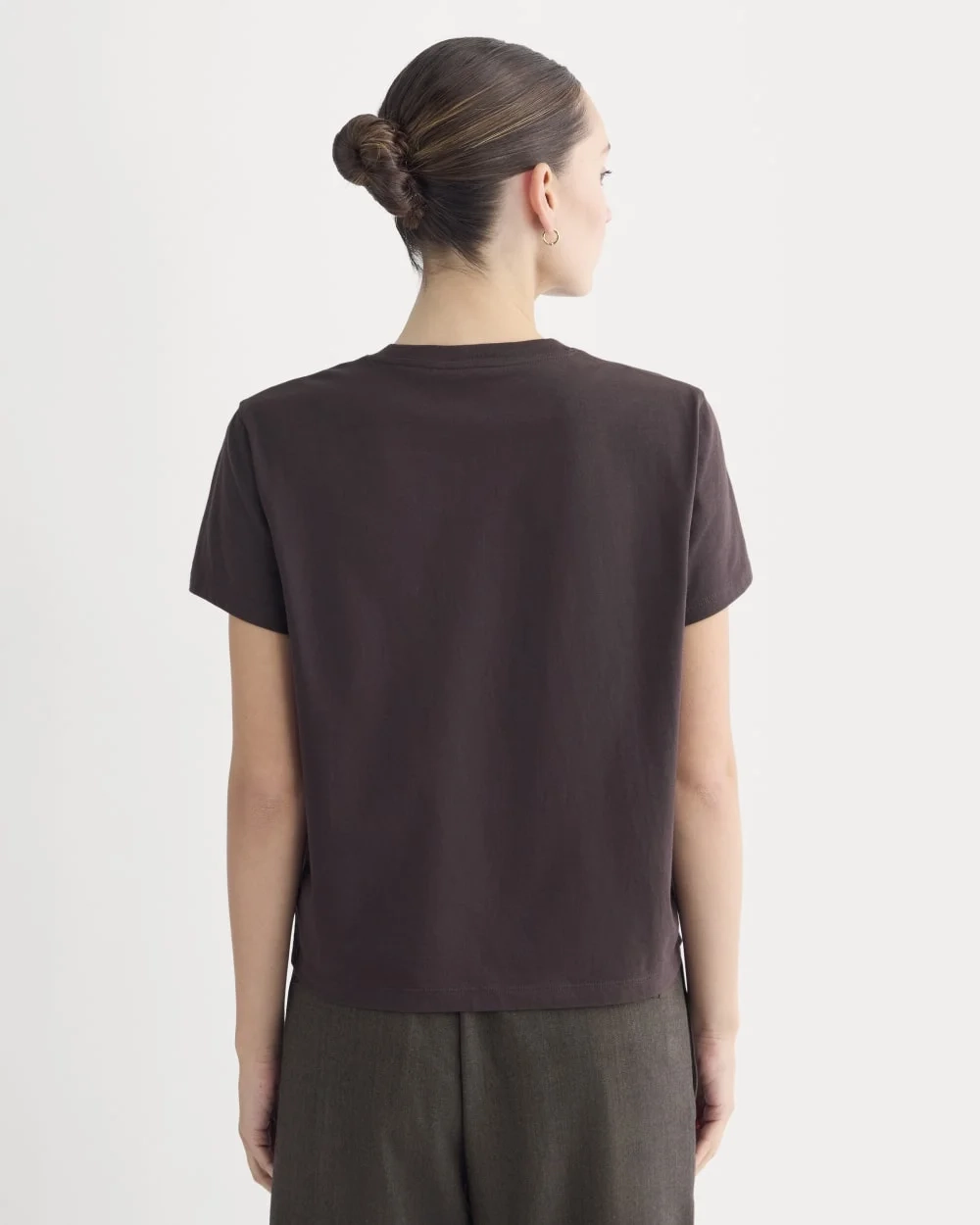 The Box-Cut Tee in Essential Cotton | Dark Chocolate | No Pocket (3)
