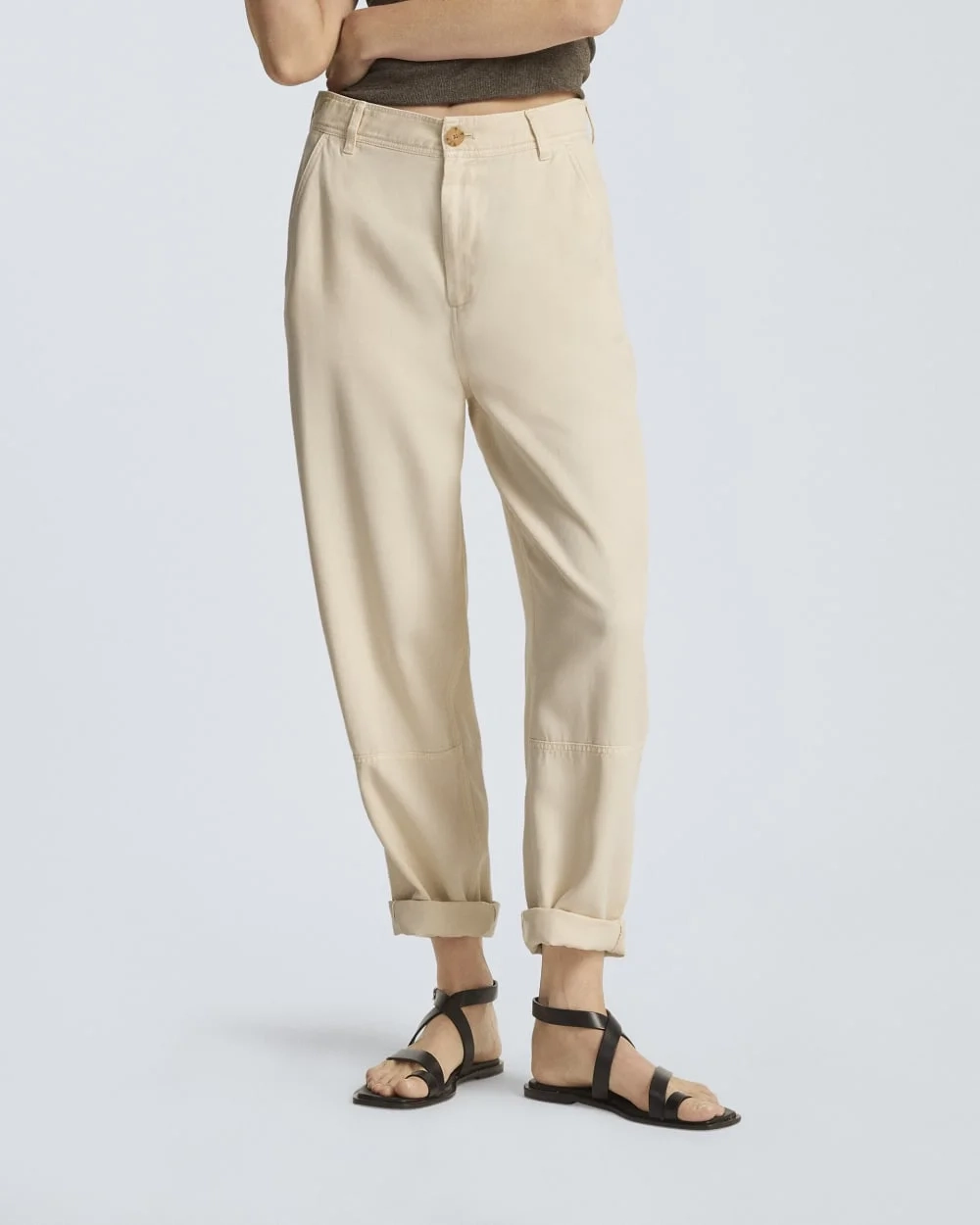 The Chino in Buttersoft | Parchment (4)