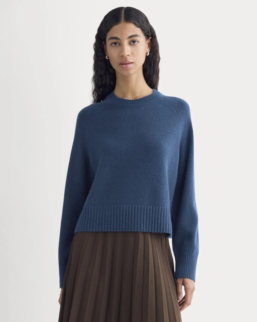 The Boxy Crew in Cashmere | Deep Lazuli Blue (5)