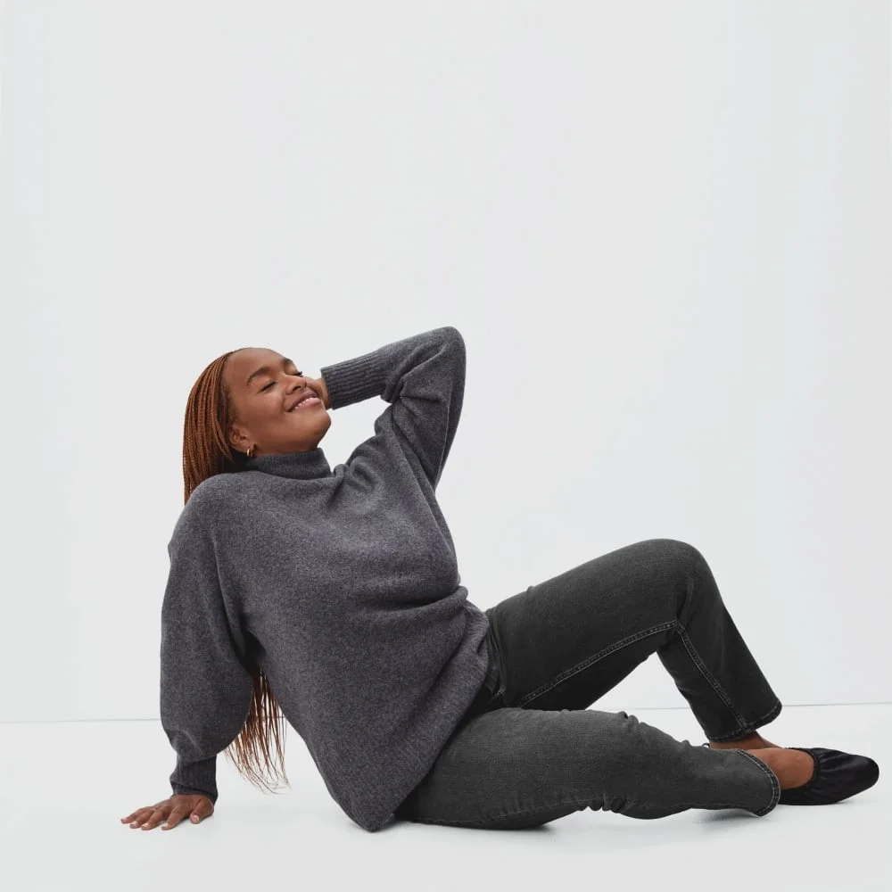 The Curvy Cheeky® Straight Jean | Washed Black | 28.5" Inseam (8)