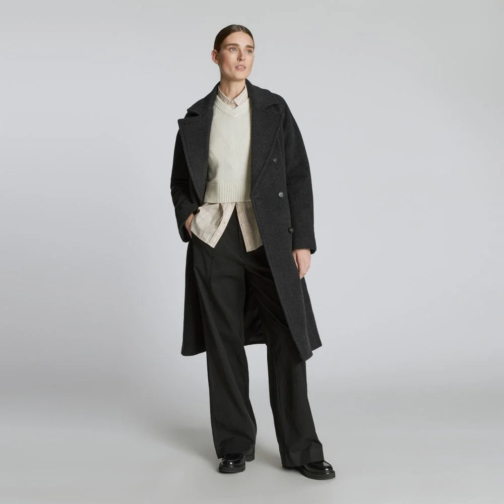 The Italian ReWool® Long Peacoat | Heathered Black (3)