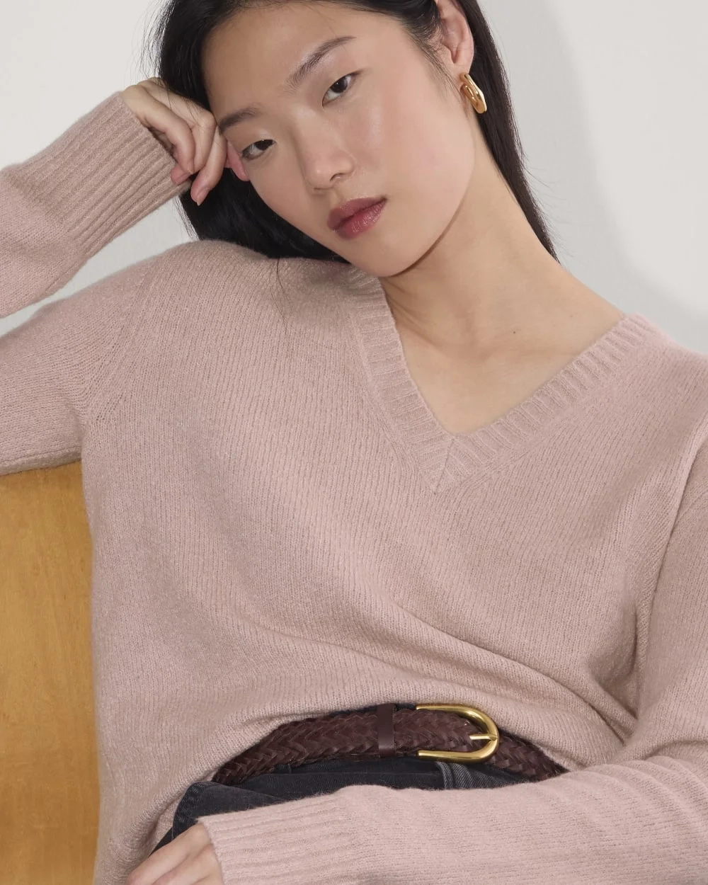 The V-Neck Sweater in Plush Cotton | Dusty Rose (3)
