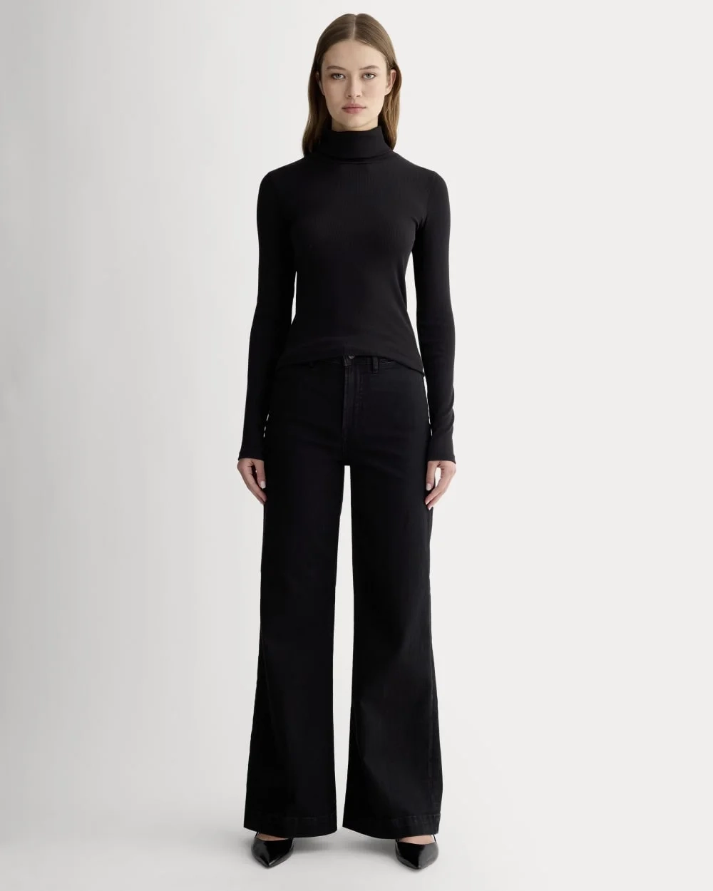 The Luxe Rib Turtleneck | Black (2)