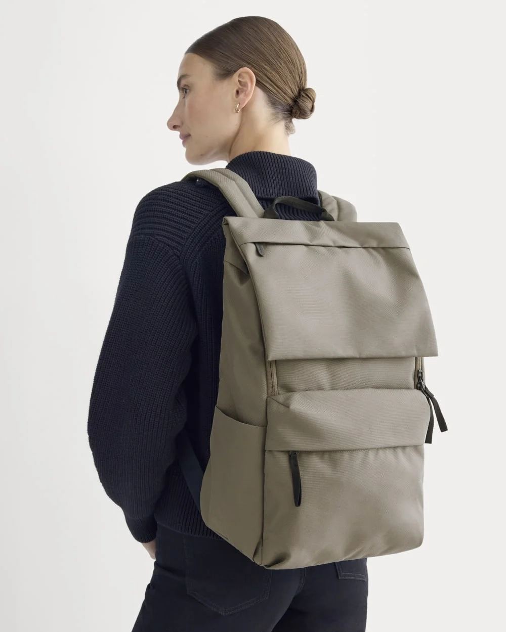 The ReNew Transit Backpack | Warm Charcoal (4)