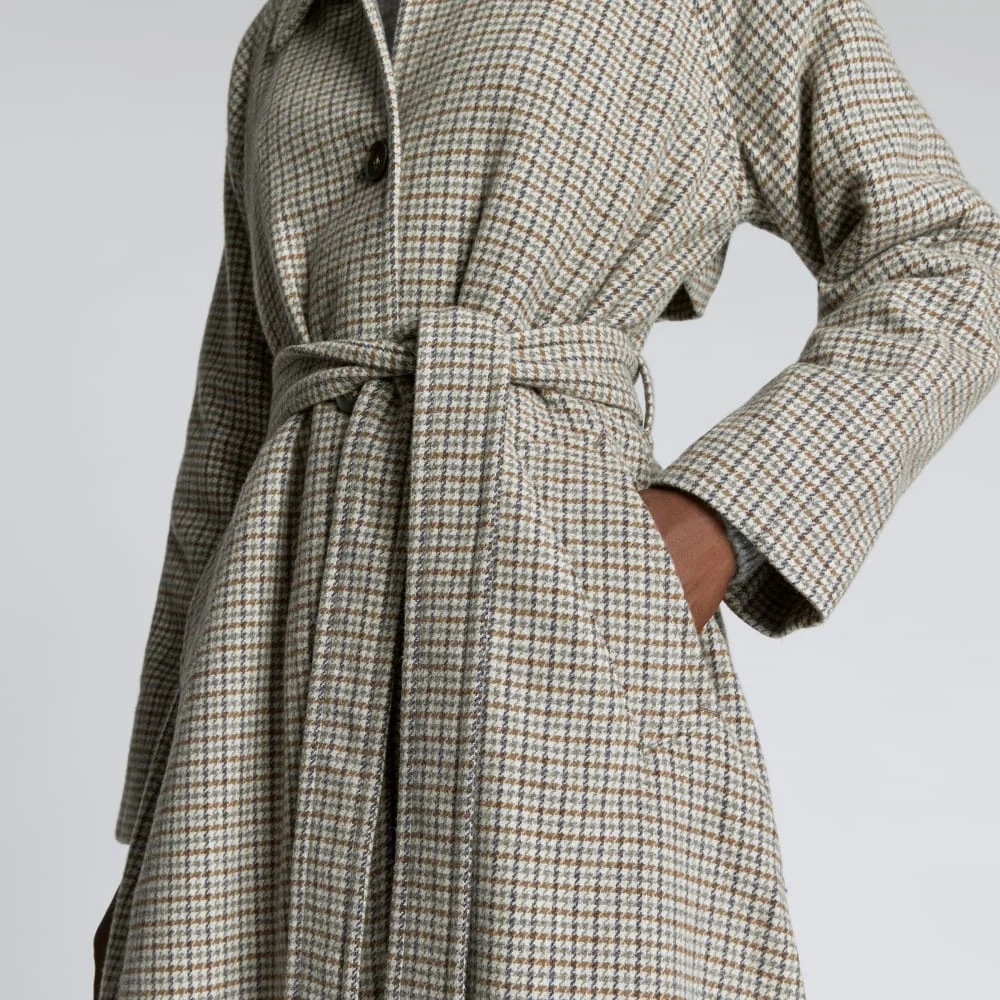 The Italian ReWool® Trench | Pewter Houndstooth (5)