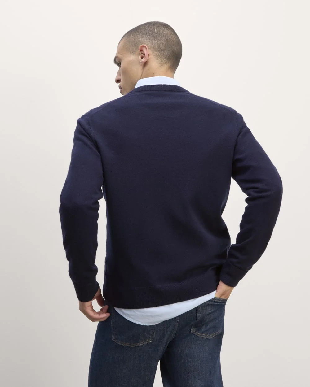 The Cashmere V-Neck Sweater | Navy (3)
