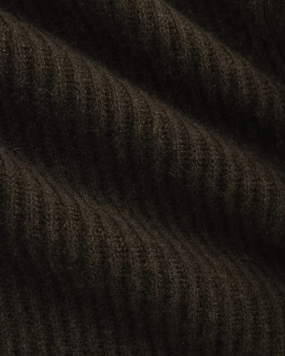 Fisherman Cardigan in Wool Cashmere | Americano Brown (2)
