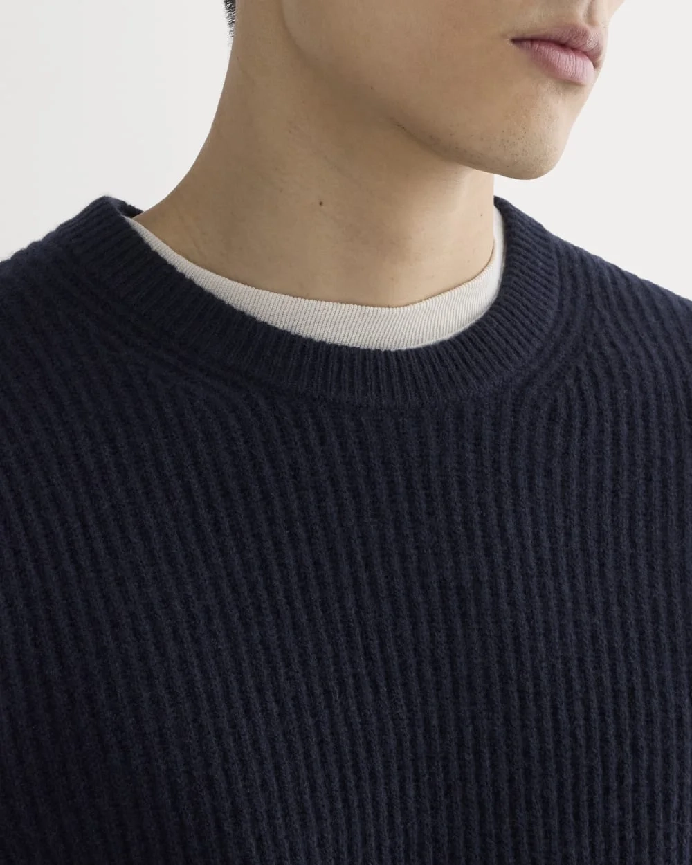 The Fisherman Crew in Wool Cashmere |  Navy (5)