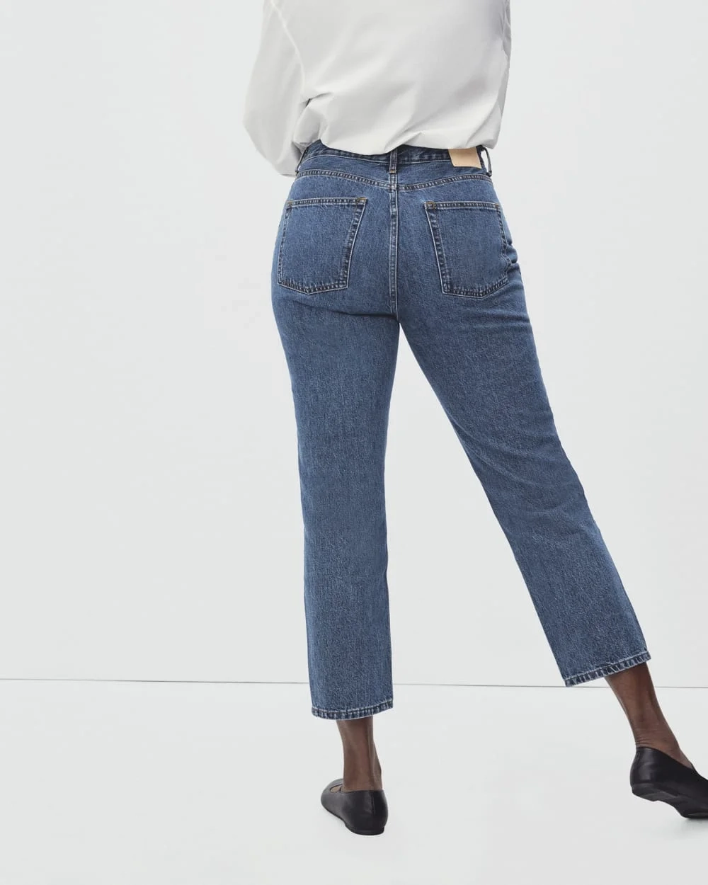 The '90s Cheeky Hourglass Jean | Medium Blue Wash | 26.5" Inseam (2)