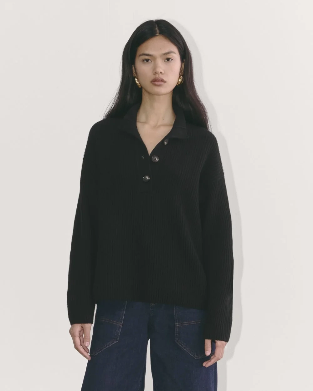 The Cocoon Henley in Wool Cashmere | Black