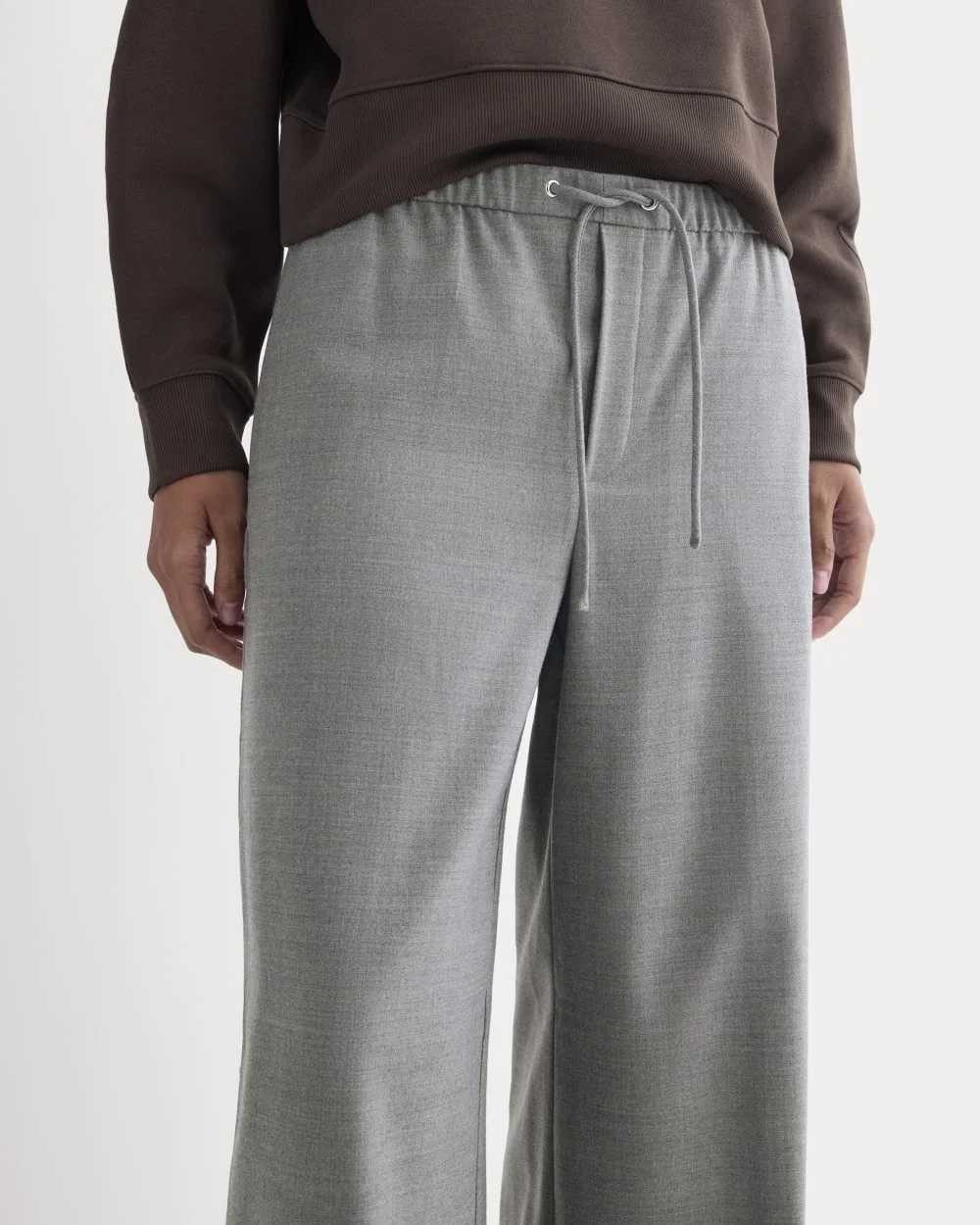 The Pull-On Trouser in Tailor Twill | Heather Graphite (5)