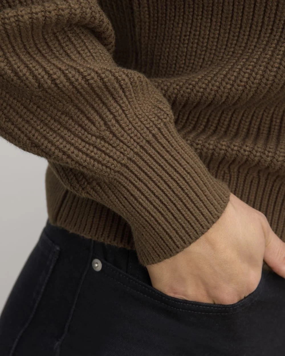 The Boxy Cardigan in Everyday Cotton | Cocoa (3)