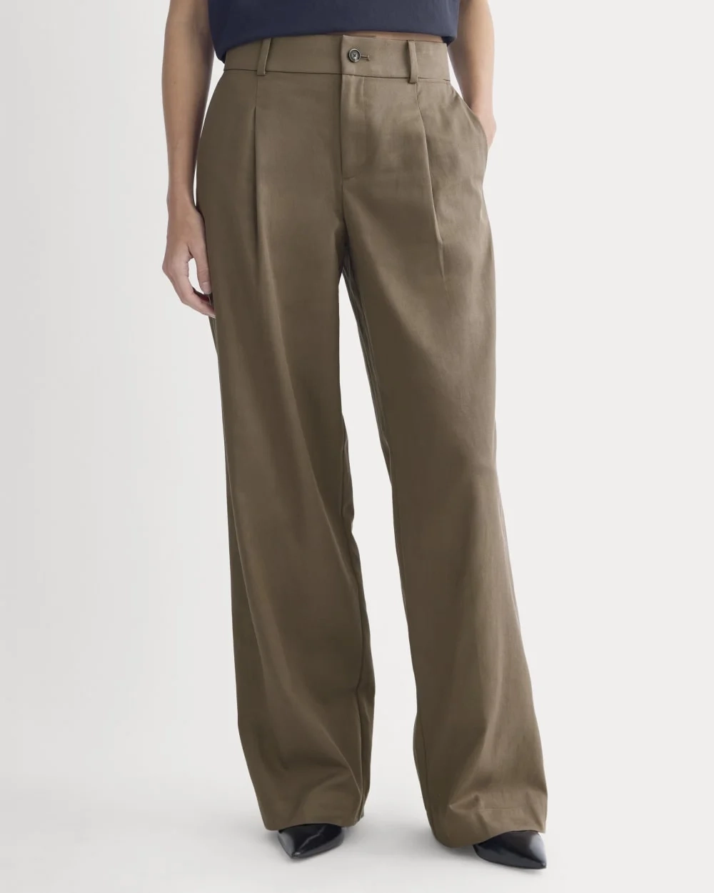Wide-Leg Trouser in Buttersmooth | Deep Taupe | 30" Inseam (4)