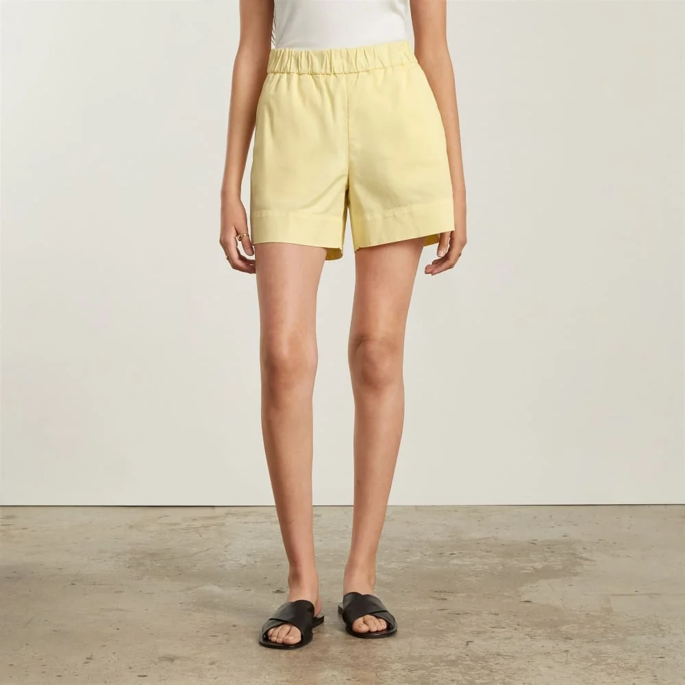 The Easy Short | Pastel Yellow (3)
