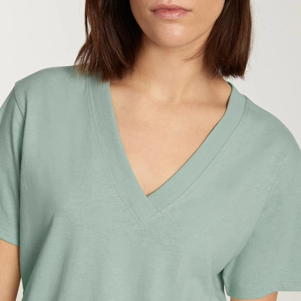 The Vintage V-Neck Hemp Tee | White Sage (5)