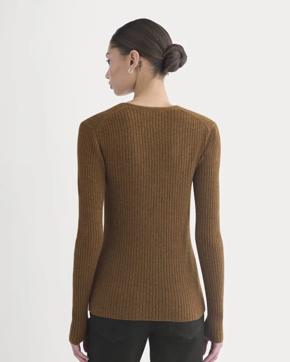 Cashmere Ribbed V-Neck Cardigan | Heathered Toffee (3)